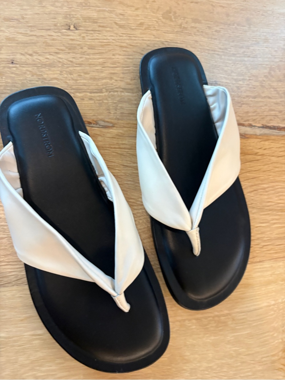 Nordstrom Cream and Black Padded Thong Sandals